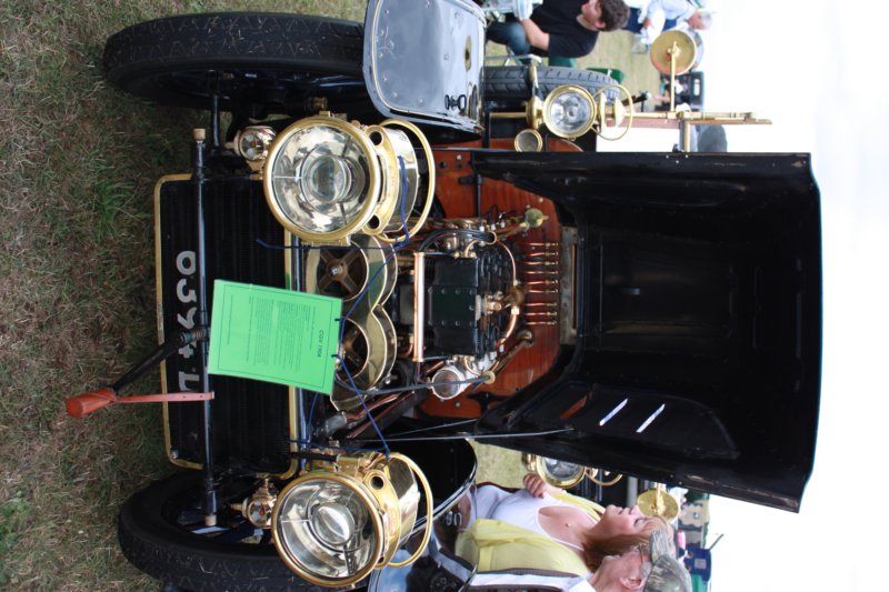 a1904vinatgecarcgv1904.jpg